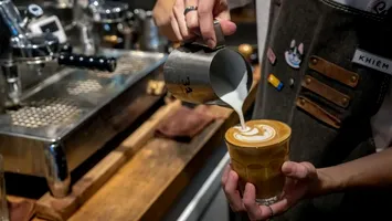 De ce a ajuns cafeaua la un preț-record? De la plăcere zilnică la lux neașteptat