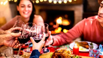 Prețurile explodează înainte de sărbători: carnea, băuturile și legumele se scumpesc puternic