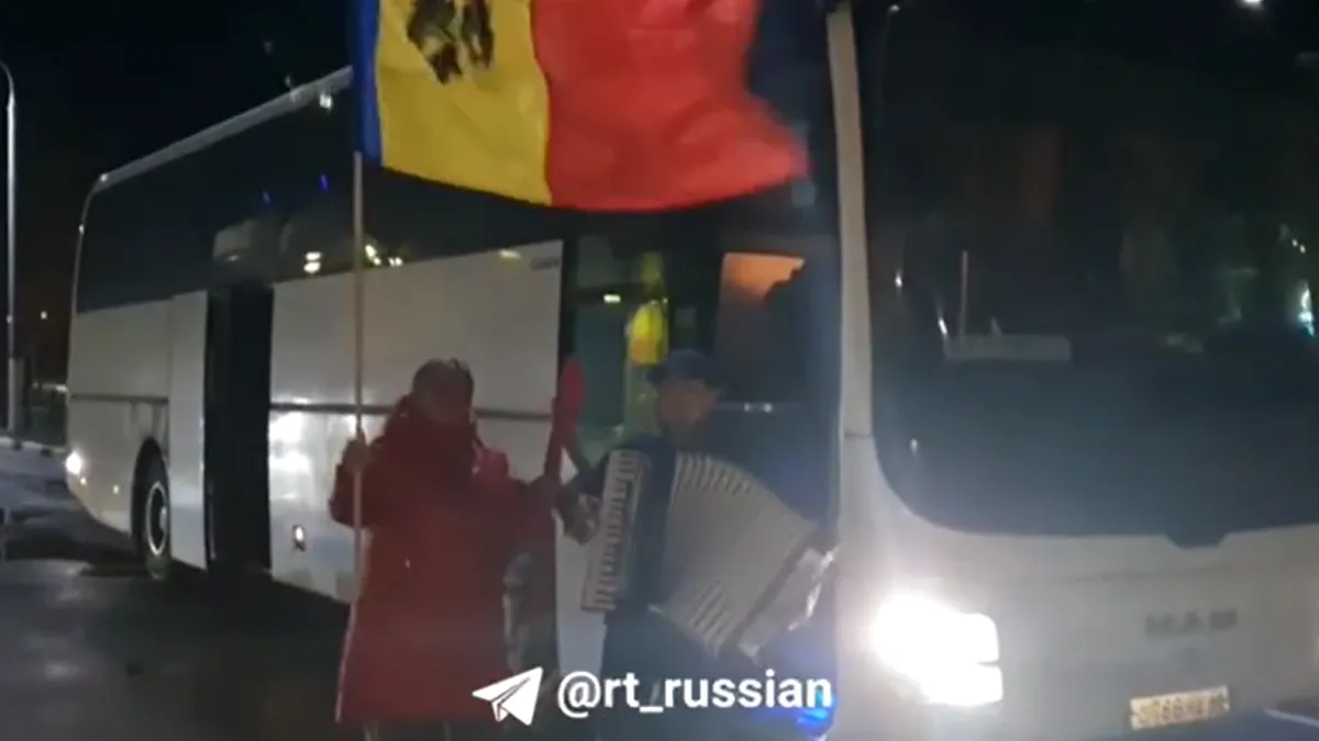 Alegerile din Moldova, mize majore: Transporturi suspecte din Rusia și cozi uriașe la vot în Azerbaidjan