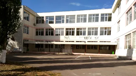 O firmă din Constanța, înființată anul trecut, mai bifează un contract cu Municipalitatea, în vederea reabilitării unei școli