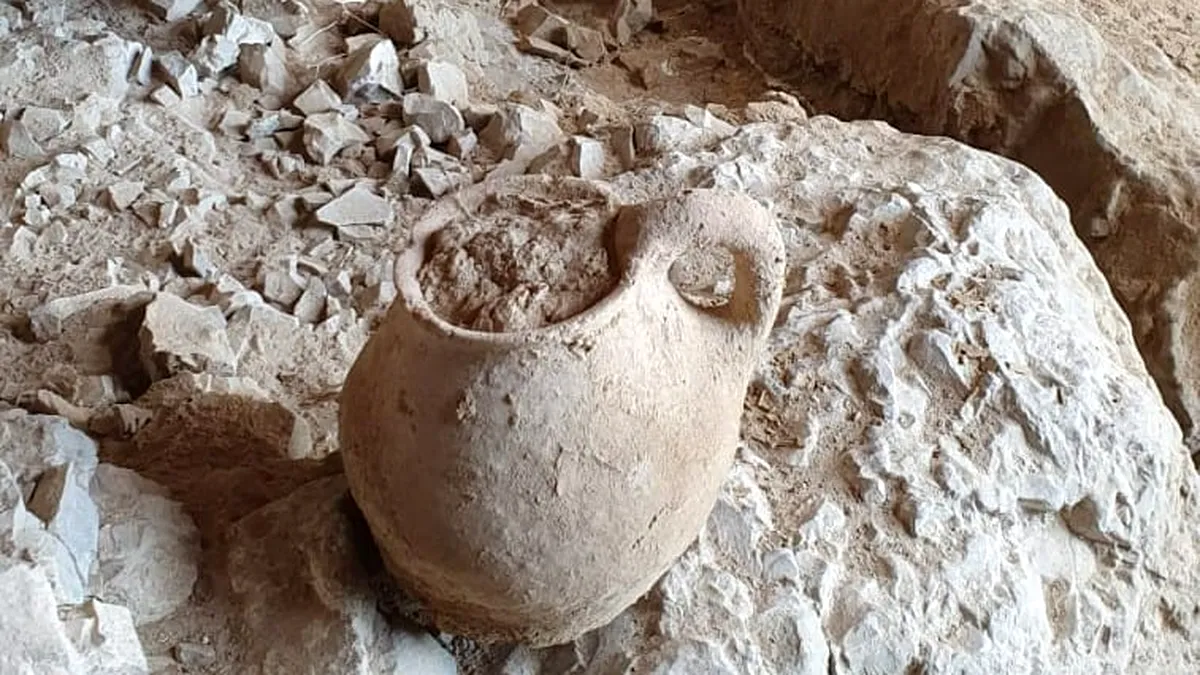 Vas din Epoca Bronzului descoperit în Israel