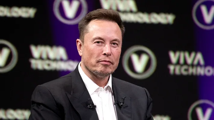 Elon Musk spulberă recordurile în 2025: Primul om cu o avere de peste 500 de miliarde de dolari. Cine sunt ceilalți moguli tech care s-au îmbogățit din AI