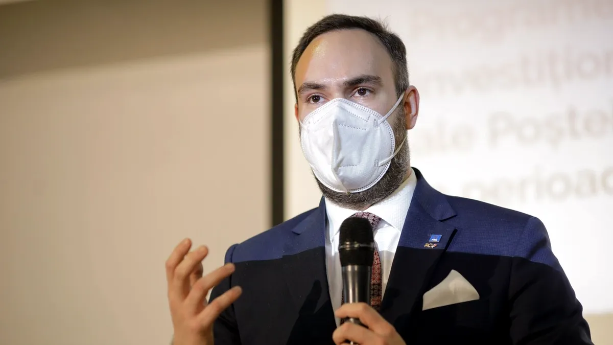 Directorul liberal al Poștei Române, Horia Grigorescu, concediază 300 de poștași după ce a făcut, în 2020, angajări cu dedicație