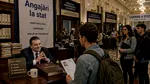 Se vor face angajări la stat: salarii entry level uriașe, mister de nivel strategic și spor de respirat aer instituțional