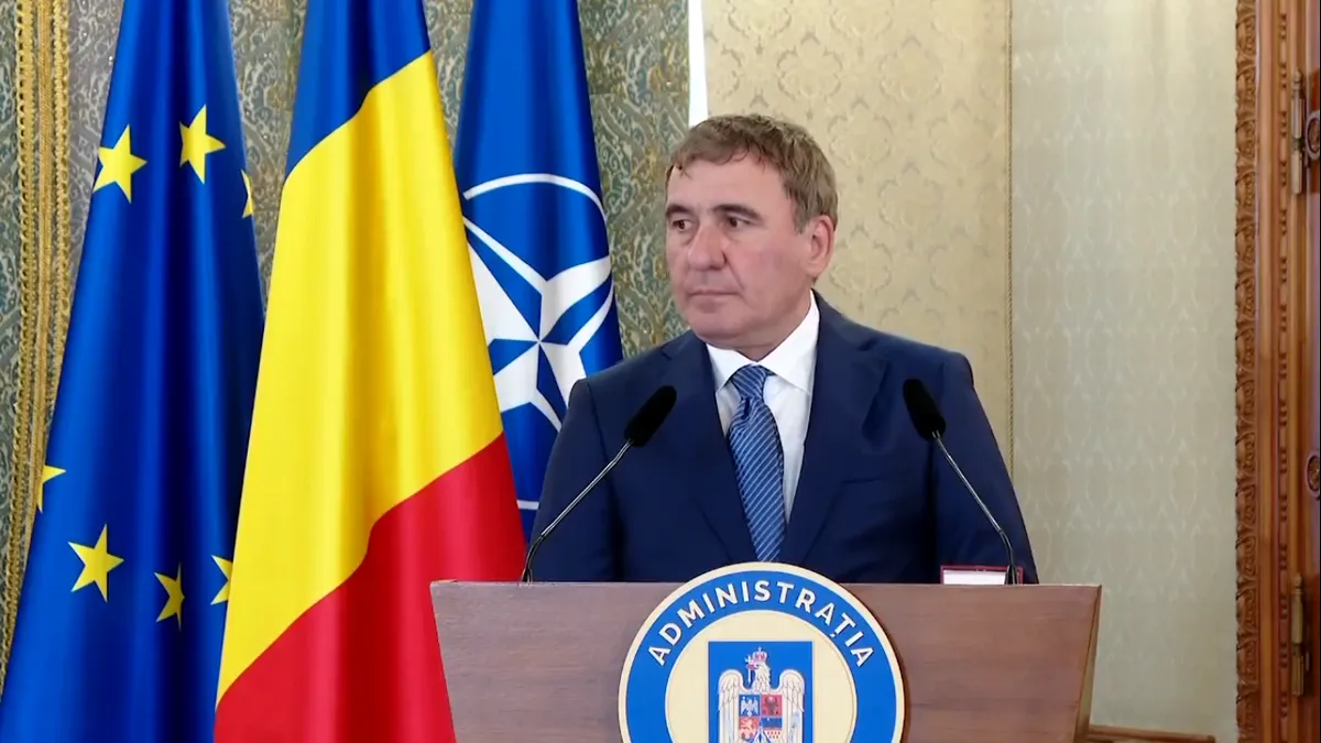 Moment emoționant: Gheorghe Hagi și-a reținut din greu lacrimile în momentul când a primit cea mai înaltă distincție a României