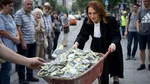 Minciunica zilei: Lia Savonea, victima eternă din turnul achitărilor