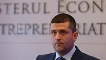 Ministrul Economiei a demis 21 de administratori speciali de la societăți de stat. Salarii de până la 30.000 de lei lunar