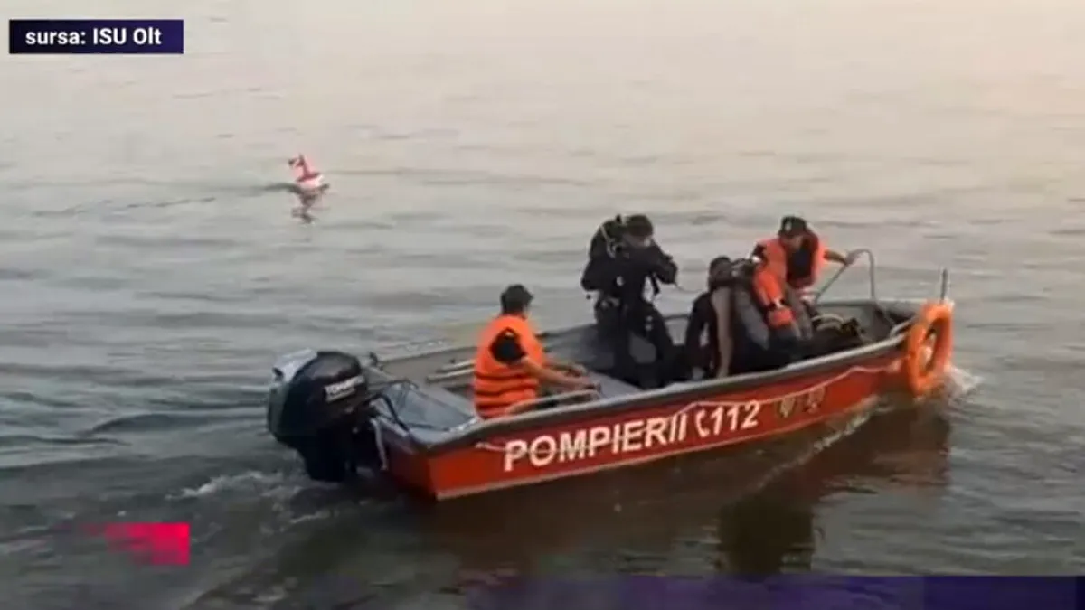 Persoană căzută în lacul Snagov, căutată de pompieri și scafandri