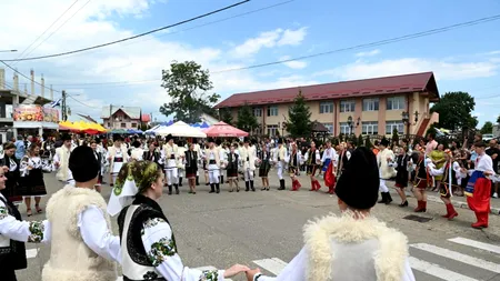 Hore și manele pe bugetul tău