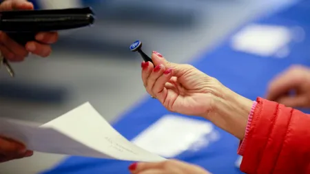 Câți bani primesc angajații secțiilor de votare pe 24 noiembrie și 8 decembrie