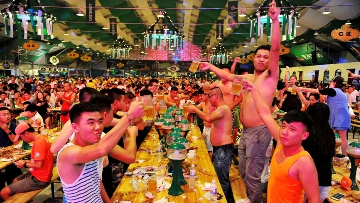 Festivalul Internațional al berii din China a uimit lumea în pandemie