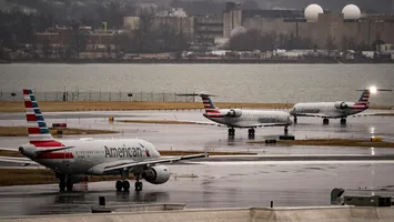 Două avioane s-au ciocnit pe pista aeroportului din Washington. A câta oară?