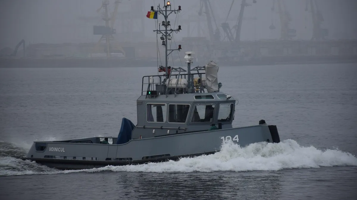 O navă s-a scufundat în Marea Neagră: Două persoane au murit și una este dispărută / UPDATE: Singura femeie din echipaj, în stare gravă