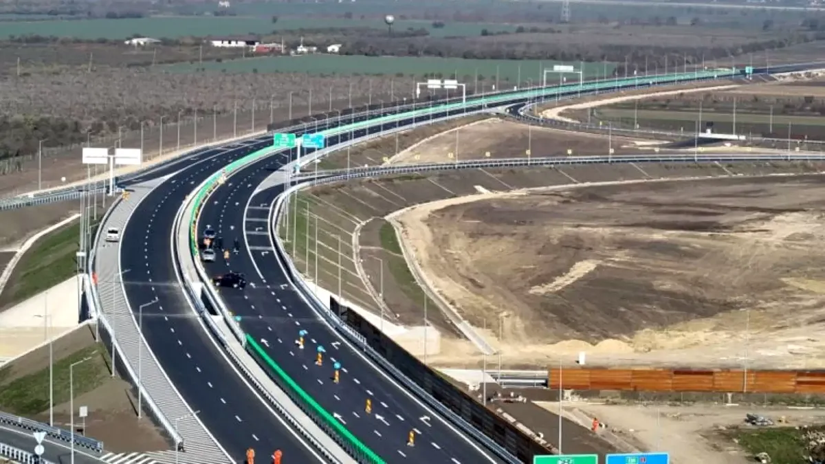 Autostrada Moldovei intră în blocaj. Lipsa banilor oprește șantierul, muncitorii, trimiși acasă
