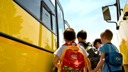 Elevii din județul Ilfov vor avea încă 25 de microbuze noi-nouțe! Sunt și prietenoase cu mediul