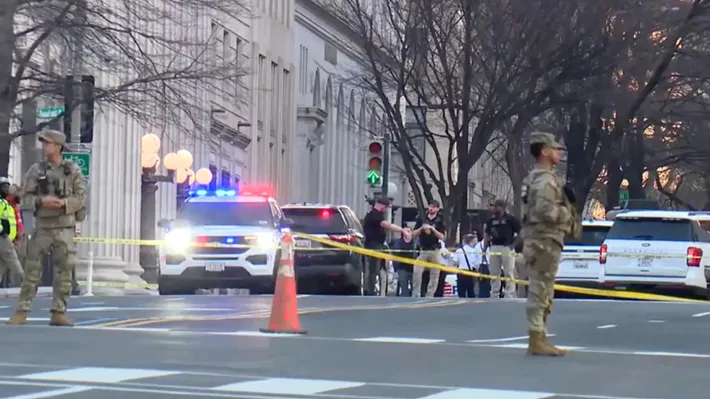 Alertă la Casa Albă: o mașină a intrat în poarta de securitate a complexului