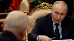 Frica din spatele fastului: paranoia lui Putin de Ziua Victoriei