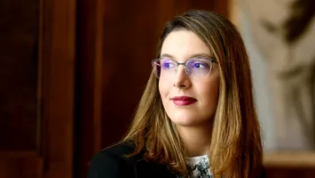 Trei pui de urs orfani vor fi relocați. Ministrul Mediului cere aplicarea legii fără birocrație