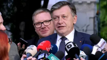 Crin Antonescu, reacţie de ultimă oră, înainte de închiderea urnelor: „Eu sunt optimist de mobilizarea alegătorilor“