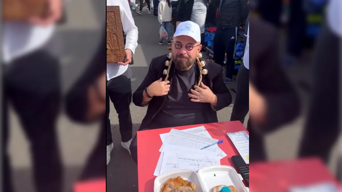 Cristian Piedone, înconjurat de sute de susținători la strângerea de semnături pentru Primăria Capitalei