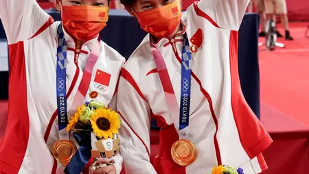 Două sportive au purtat insigne cu Mao. Comitetul Internațional Olimpic cere explicații