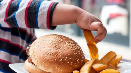 Americanii recomandă tratarea obezității la copii cu pastile de slăbit