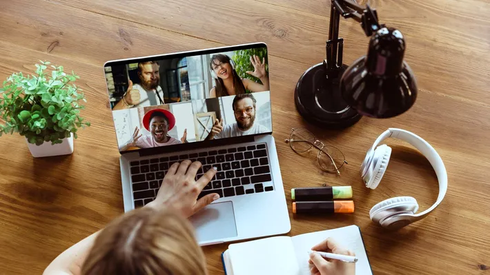 UE vrea o zi obligatorie de telemuncă pe săptămână pentru reducerea consumului de energie