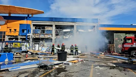 Explozie puternică la magazinul Dedeman! Foarte multe persoane au fost rănite VIDEO