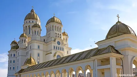 Sfințirea Catedralei Mânturii Neamului a dus la explozia tarifelor de cazare în București. O cameră la un hotel de cinci stele a ajuns la 600 de euro