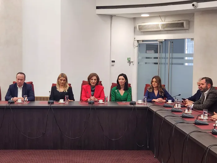 Doar opt parlamentari de Dolj, din totalul de 14, și-au ridicat certificatele doveditoare ale noii lor calități
