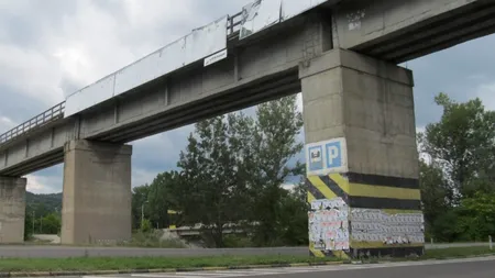 Se închide DN1 pe Valea Prahovei pentru demolarea unui pod feroviar. Sunt anunțate restricții de circulație