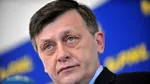 Crin Antonescu îl acuză pe Bolojan că a făcut „circ” în jurul său și ține România blocată