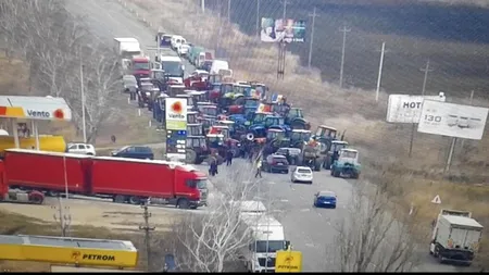 Proteste la Vama Leuşeni-Albiţa: Drum blocat de fermierii moldoveni
