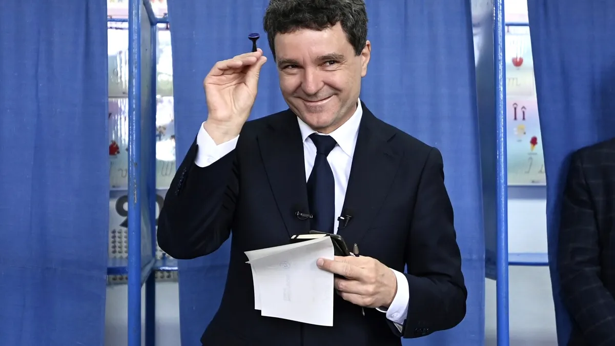 Nicușor Dan la 56 de ani