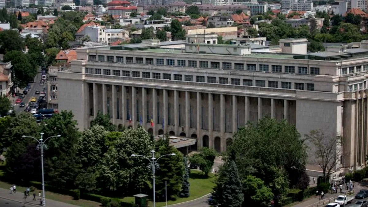 Creșterea contribuției la Pilonul II de pensii private, propunere în Programul de guvernare al coaliției
