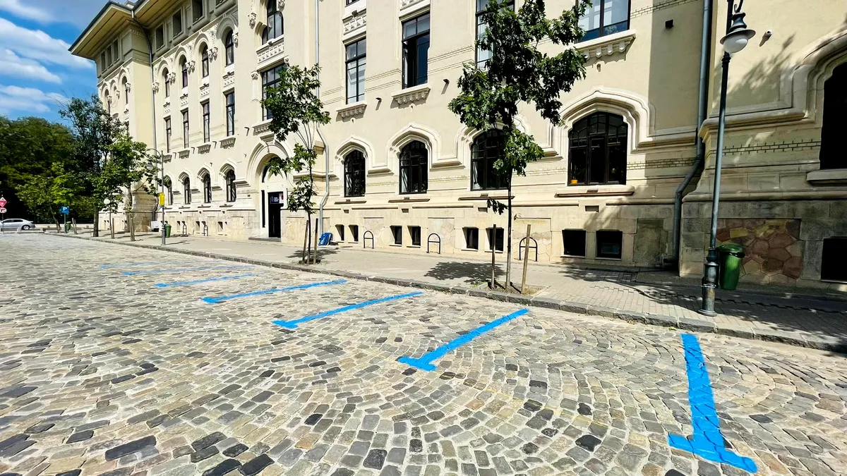Angajații PMB rămân fără locuri de parcare rezervate pe străzile din jur, începând cu 16 august