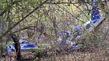 Pilotul unui avion ultraușor a murit într-un accident aviatic în județul Vaslui. Era un cunoscut om de afaceri din Suceava (VIDEO)