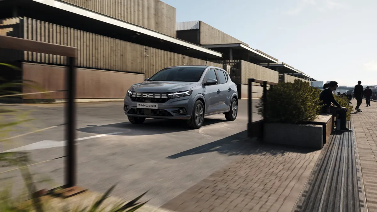 Dacia Sandero surclasează VW Golf şi este cea mai vândută maşină în Europa în 2024