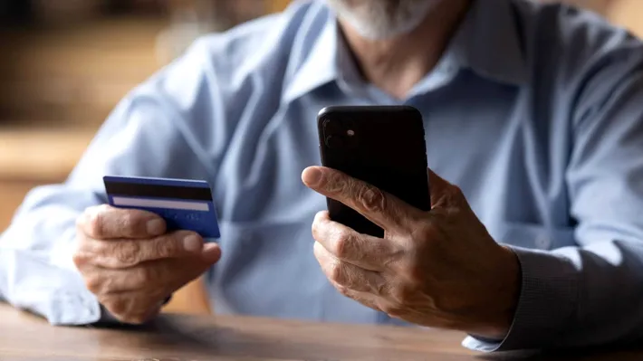 Avertisment pentru pensionari: apeluri false în numele Casei de Pensii