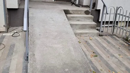 Rampe noi pentru persoanele cu mobilitate redusă, pe trei artere din Sectorul 5