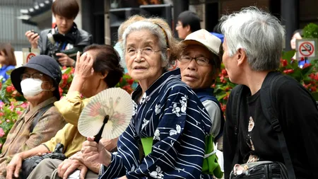Japonia. Număr record de persoane centenare: peste 92.000