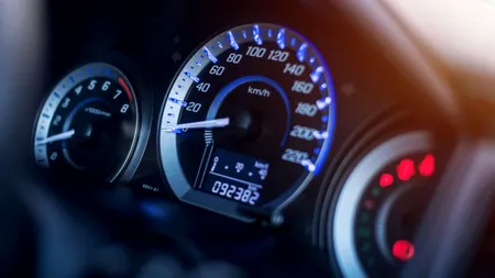 Ce mărci auto au kilometrajul cel mai des falsificat în România (Studiu)