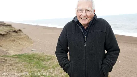 Omul de ştiinţă britanic James Lovelock, supranumit ''profetul climatului'', a murit