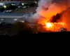 Incendiu la Dragonul Roșu din București. Flăcările se întind pe 2.000 de metri pătrați