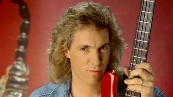 Un artist legendar s-a stins din viață. A pierdut lupta cu cancerul