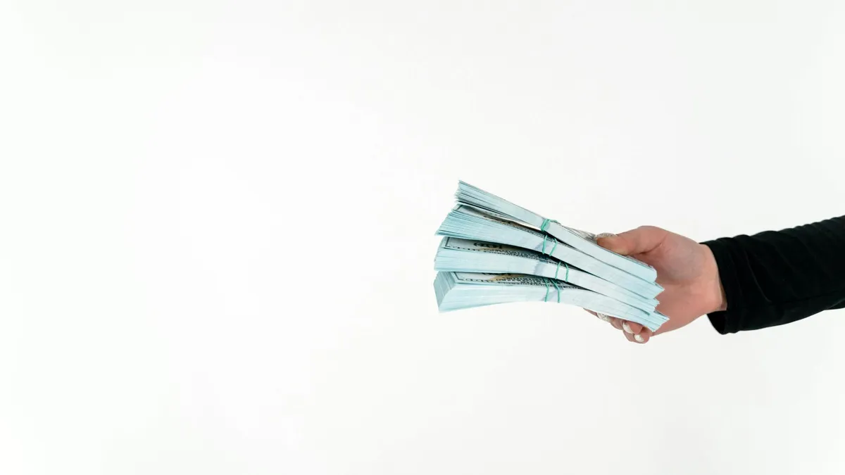 Venitul Minim de Incluziune: Banii încep să fie virați din 20 mai. Sumele ajung până la 638 de lei