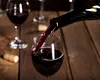 Mitul paharului de vin „bun pentru inimă”, demontat de medici. Ce efecte nocive are, de fapt