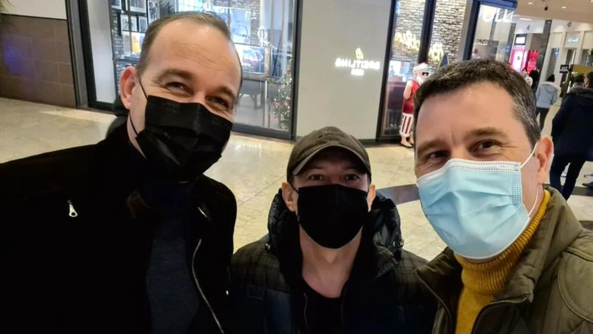Chiar și “cei mai ocupați oameni” merg la mall pentru cumpărăturile de Sărbători. Cine sunt cei trei întârziați