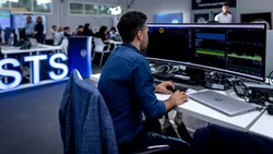 Revoluție la 112: românii vor putea suna și prin apel video. Localizare la câțiva metri