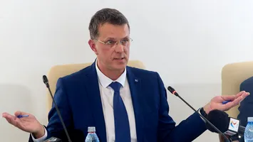 Mandatul lui Ionuț Moșteanu la șefia Ministerului Apărării Naționale deja a cam expirat